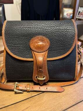 Vintage Dooney & Bourke All Weather Leather Essex Crossbody Bag Black & Tan